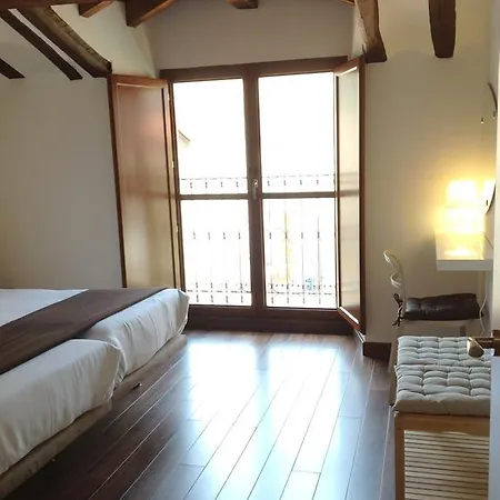Apartamentos Turísticos Rincones del Vino Ezcaray Quarto foto